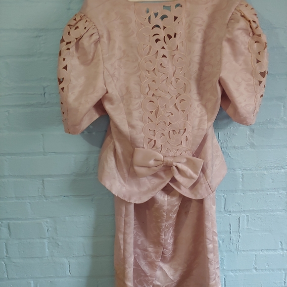 Dress - Picture 2 of 2